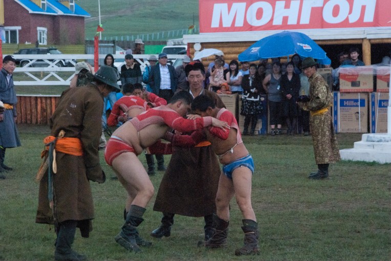 Mongol wrestling