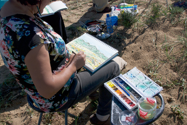 Tugs-oyun added the camels to her piece