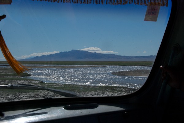 At last we reached the lakeshore.