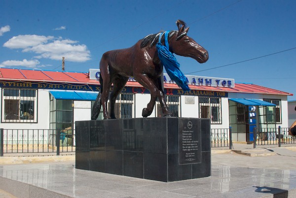 A statue of a famous race horse. The Darvi and Sharga areas of Mongolia are famous for their horses.
