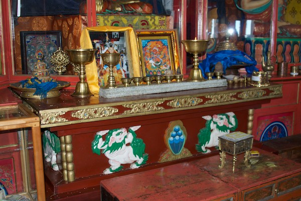 Another view of the altar.