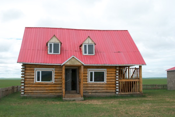 The new visitor's center near the soum center of Holonbuyr