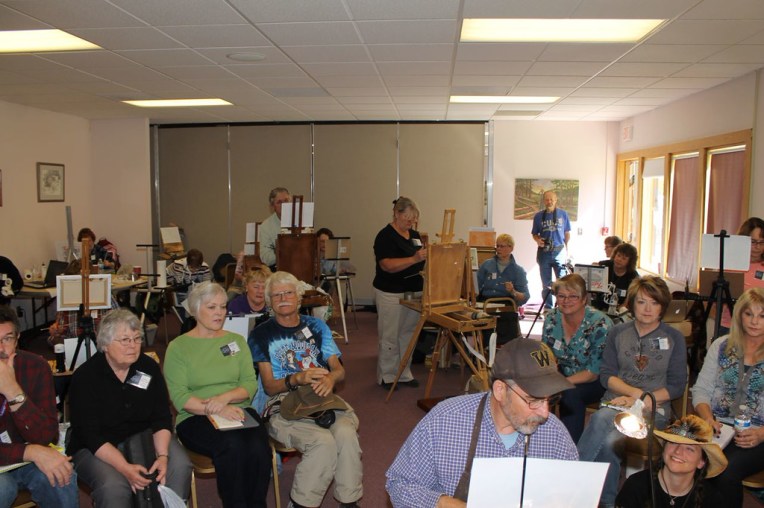 I spent a day in Greg Beecham's class, getting great tips and advice on wildlife painting.