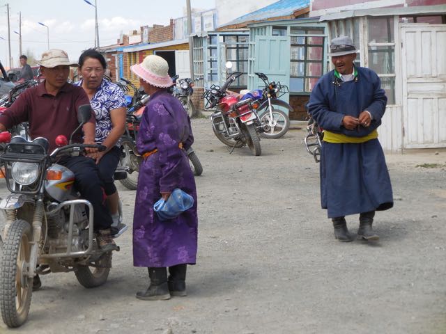 Chandmani street scene; we went into the soum center to buy groceries and other supplies
