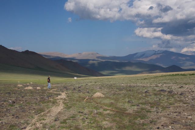 Hokh Serkiin Nuruu Nature Reserve; argali capture site with nets