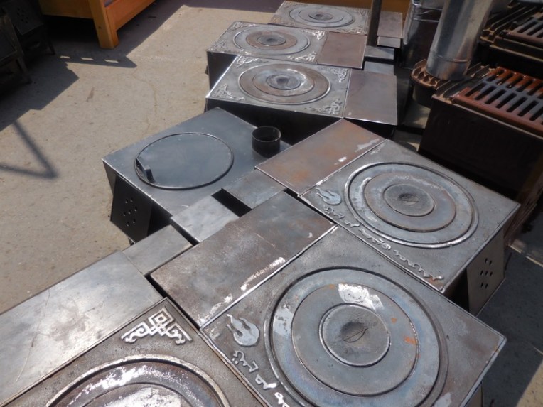 Ger stoves.
